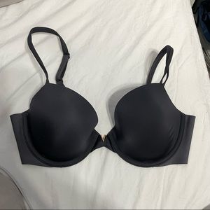 Victoria Secret seamless tshirt bra
